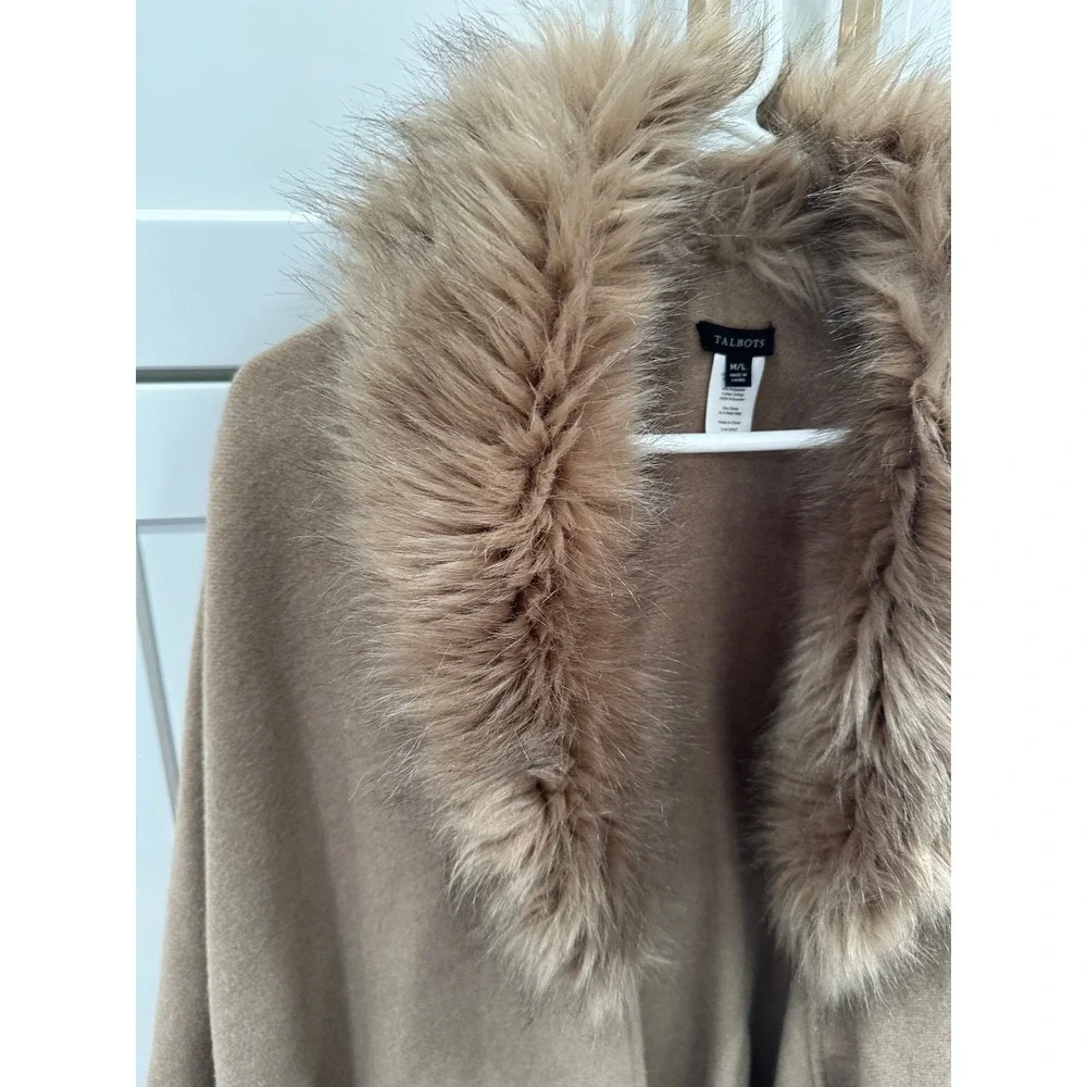 Talbots Camel Tan Faux Fur Collar Wrap Shawl Fringed Cape‎ M L